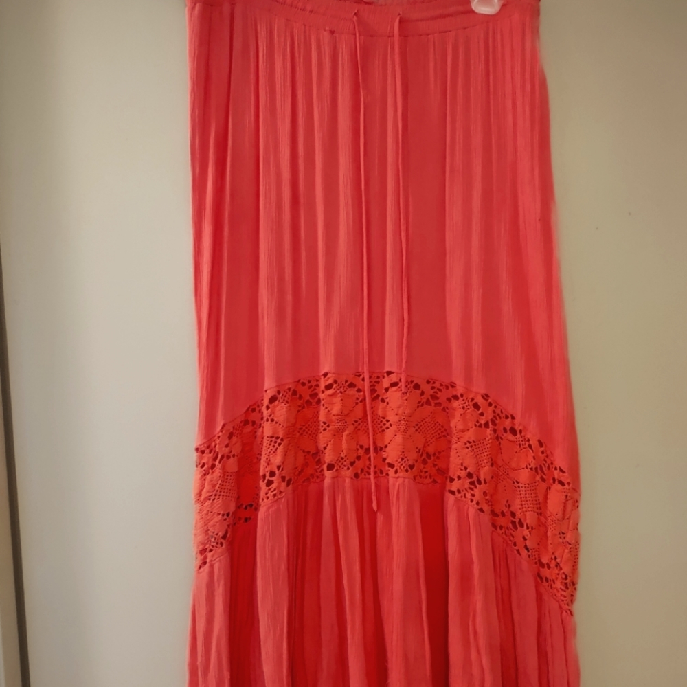 High low maxi skirt.